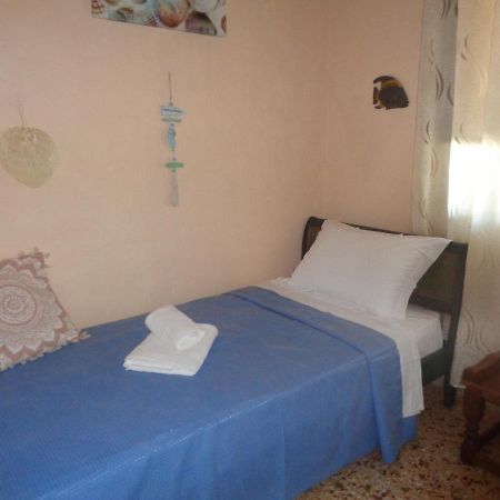 Seashell Apartment Sea View, Castle View 200Metres From The Beach سيتيا المظهر الخارجي الصورة