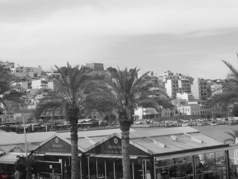 Seashell Apartment Sea View, Castle View 200Metres From The Beach سيتيا المظهر الخارجي الصورة