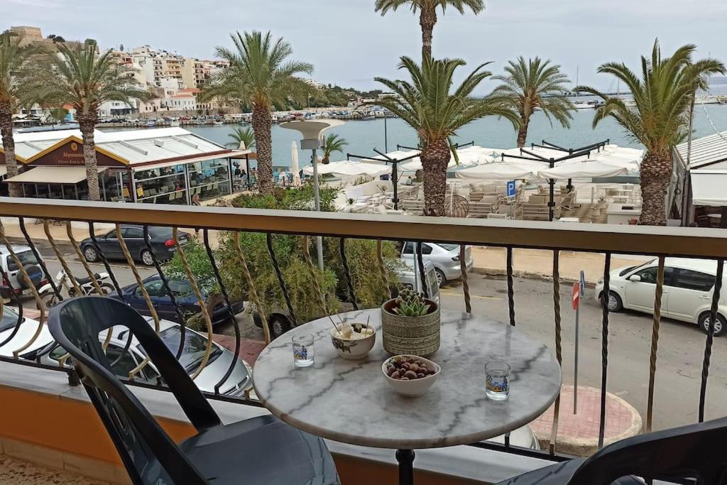 Seashell Apartment Sea View, Castle View 200Metres From The Beach سيتيا المظهر الخارجي الصورة