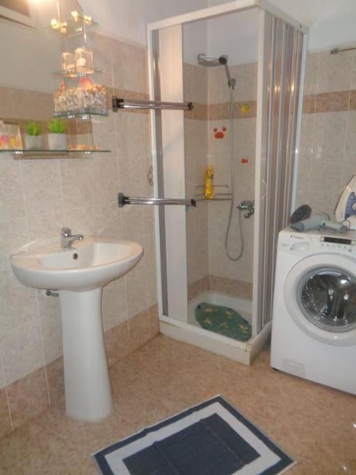 Seashell Apartment Sea View, Castle View 200Metres From The Beach سيتيا المظهر الخارجي الصورة