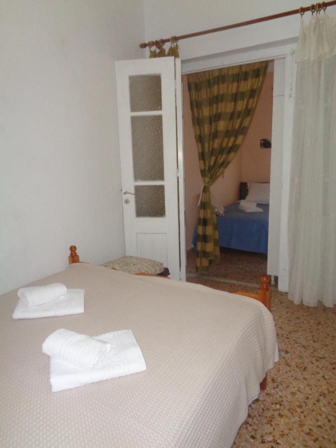 Seashell Apartment Sea View, Castle View 200Metres From The Beach سيتيا المظهر الخارجي الصورة