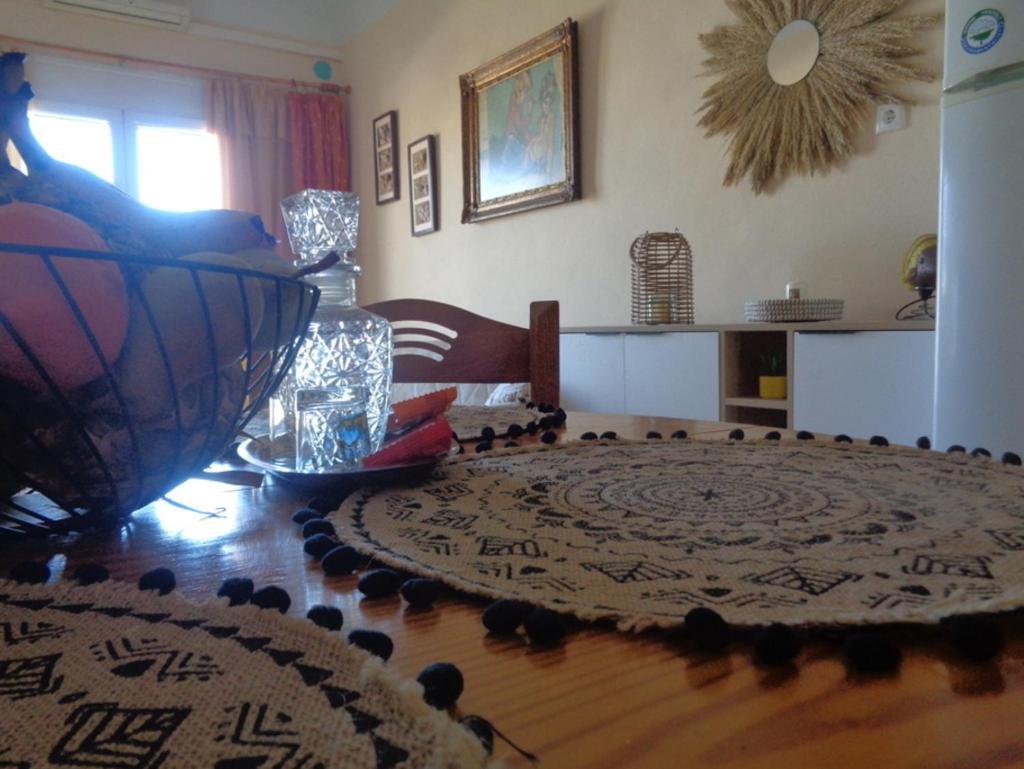 Seashell Apartment Sea View, Castle View 200Metres From The Beach سيتيا المظهر الخارجي الصورة